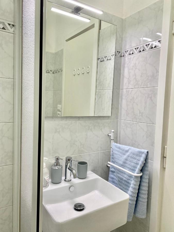Bella Vacanza - City Center -Air Conditioning -Wi-Fi Rapallo Luaran gambar